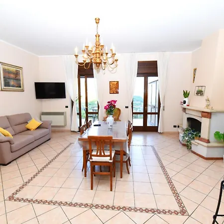 La Casa Degli Dei Апартаменты Аджерола